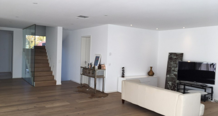 Villa moderne individuelle avec piscine à Vésenaz image 8