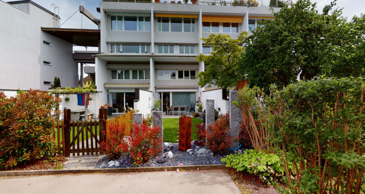 Familienfreundliche, helle und ruhige Maisonette- Wohnung image 1