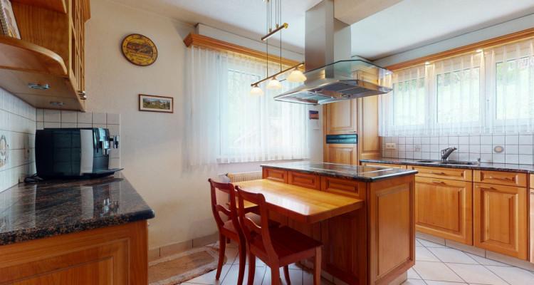 Très jolie villa avec vue sur la campagne et grand jardin image 5