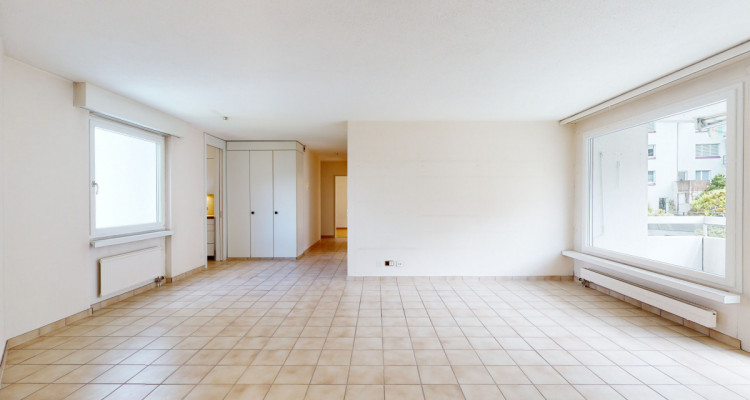 Sonnige 4.5 Zimmerwohnung mit attraktiver Aussicht in Horw image 4