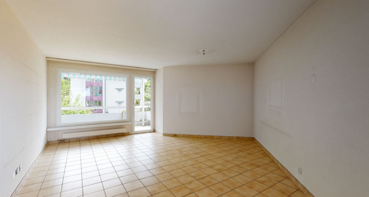 Sonnige 4.5 Zimmerwohnung mit attraktiver Aussicht in Horw image 3