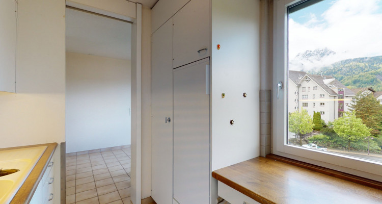 Sonnige 4.5 Zimmerwohnung mit attraktiver Aussicht in Horw image 7