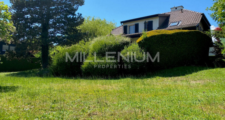 Exclusivité - Maison individuelle 8P à Commugny image 1