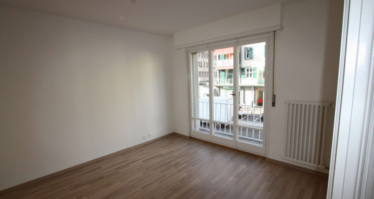 Beau studio de 24 m2 à louer à Lausanne, Avenue de Cour 67 image 2