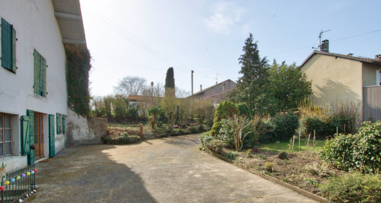 Maison de village à rénover à Soral image 4