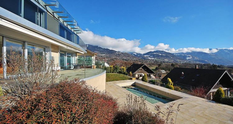 Villa de haut Standing 190° de vue imprenable aux portes de Vevey image 1