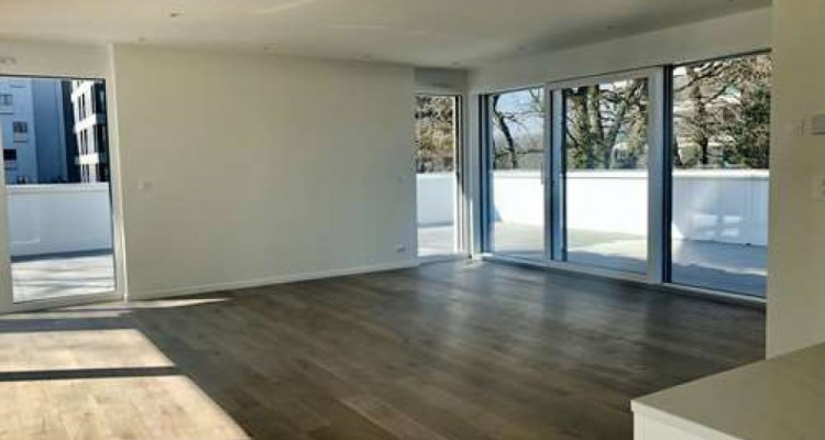 duplex inversé avec ascenseur privé  image 3