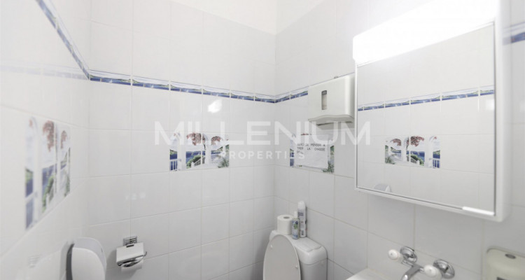 Local commercial 154m2 image 8