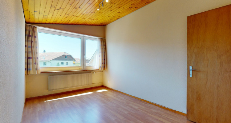 Charmantes 4.5 Zimmer Haus mit grossem Garten, 30er Zone image 4