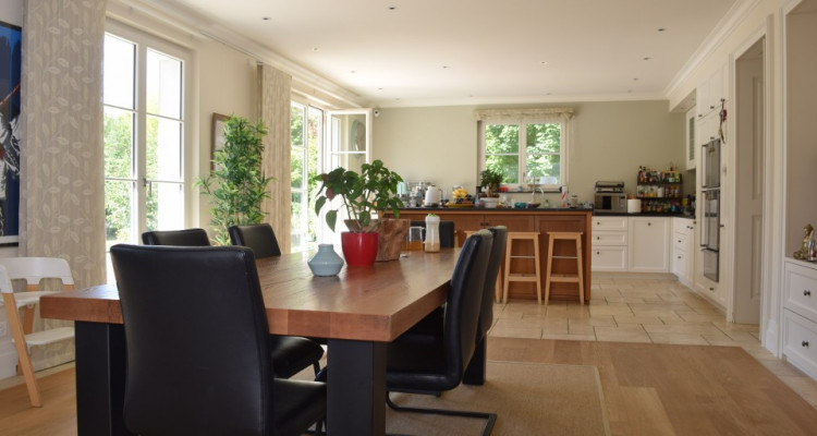 Magnifique Villa de 10 pièces avec piscine à JOUXTENS-MÉZERY (Lausanne) (VD-CH) image 3