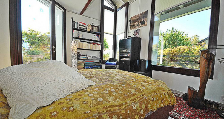 Villa dartiste sans pareil avec jardin ombragé image 6