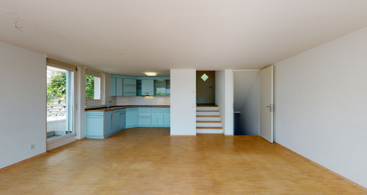 Maisonette-Wohnung auf drei Etagen an der Goldküste image 1