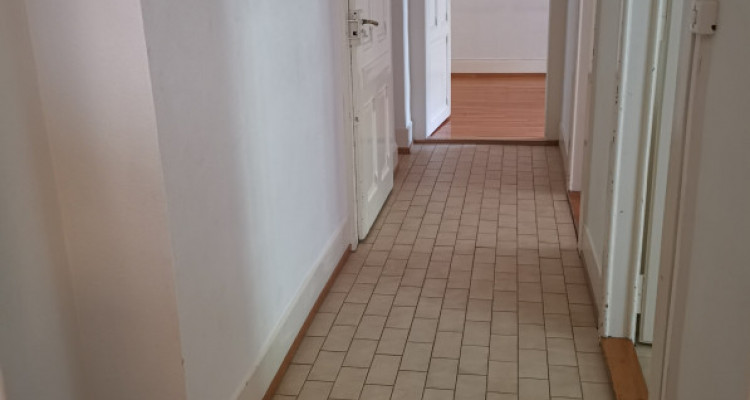 2 pièces au 1er étage  - Avenue Beauregard 1 à Lausanne   image 2