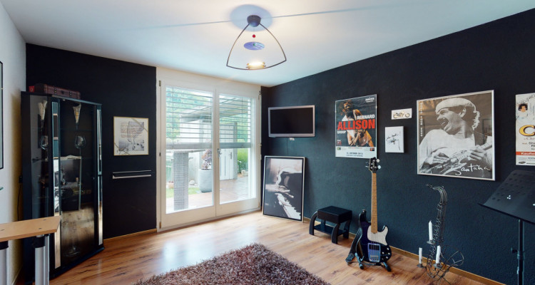 Ruhiges Terrassenhaus mit attraktivem Garten und Sicht ins Grüne image 10