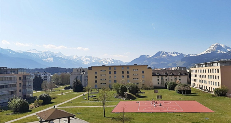 Bel appartement 4,5p // 3 chambres // Balcon fermé image 6
