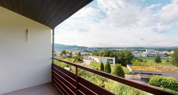 Gepflegtes angebautes EFH mit Garten und Weitsicht in die Alpen image 2