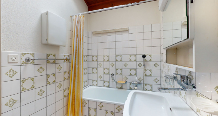 Gepflegtes angebautes EFH mit Garten und Weitsicht in die Alpen image 6