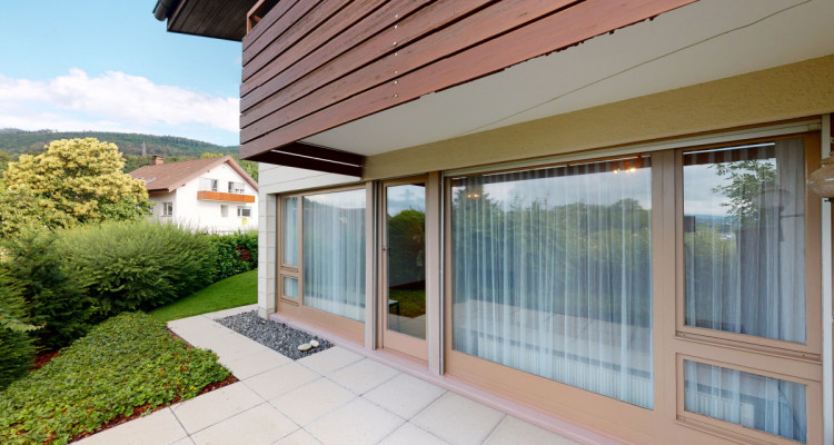 Gepflegtes angebautes EFH mit Garten und Weitsicht in die Alpen image 8