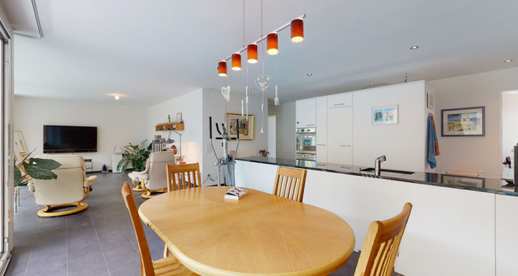 Moderne, zentral und doch ruhig gelegene Wohnung sucht neuen Besitzer image 1