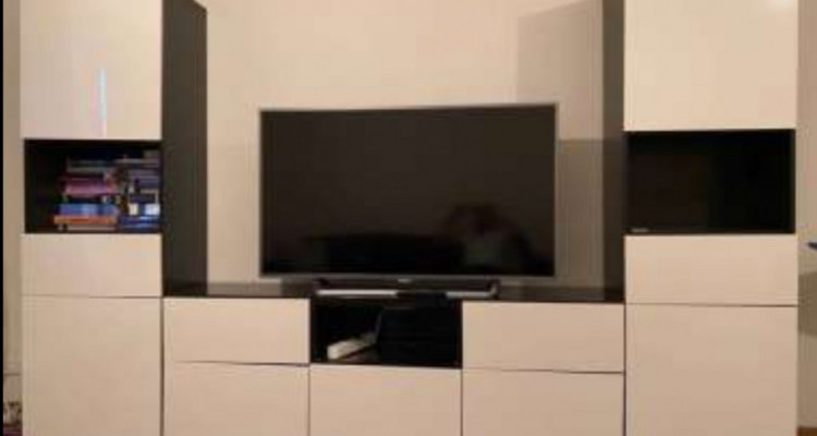 Grand Studio au bord du lac à Sous Louer 1550 CHF image 1