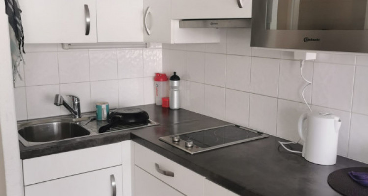 1,5 Pièces à Genève centre (reprise de bail ou sous location) à 1360 CHF image 1