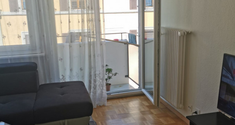 1,5 Pièces à Genève centre (reprise de bail ou sous location) à 1360 CHF image 3