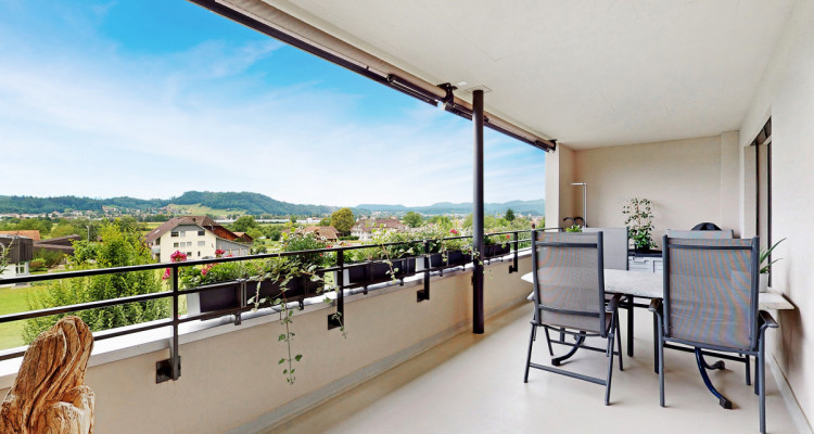 Grosszügige und moderne 3.5 Zimmer Wohnung image 1