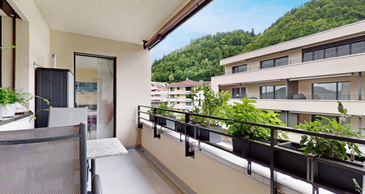 Grosszügige und moderne 3.5 Zimmer Wohnung image 3