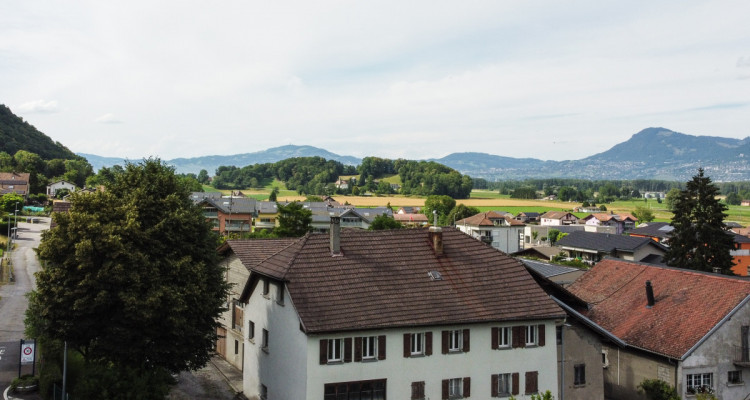 Exclusif - superbe terrain zone village aux Evouettes image 1