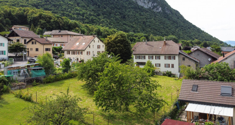 Exclusif - superbe terrain zone village aux Evouettes image 4