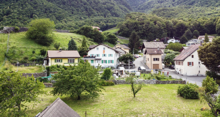 Exclusif - superbe terrain zone village aux Evouettes image 6