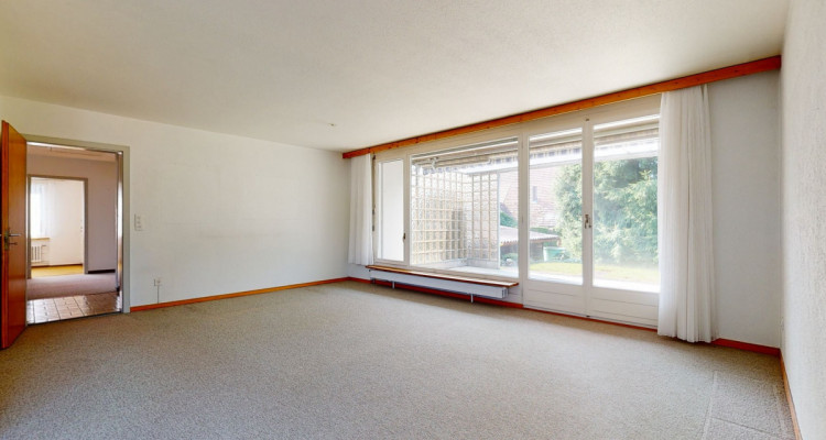 Grosszügiges 5.5 Zimmer Haus mit gepflegtem Garten image 6