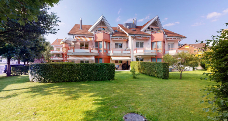 Helle, grosszügige 4.5 Zimmer Wohnung im Baurecht image 1