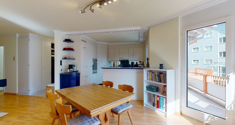 Helle, grosszügige 4.5 Zimmer Wohnung im Baurecht image 2