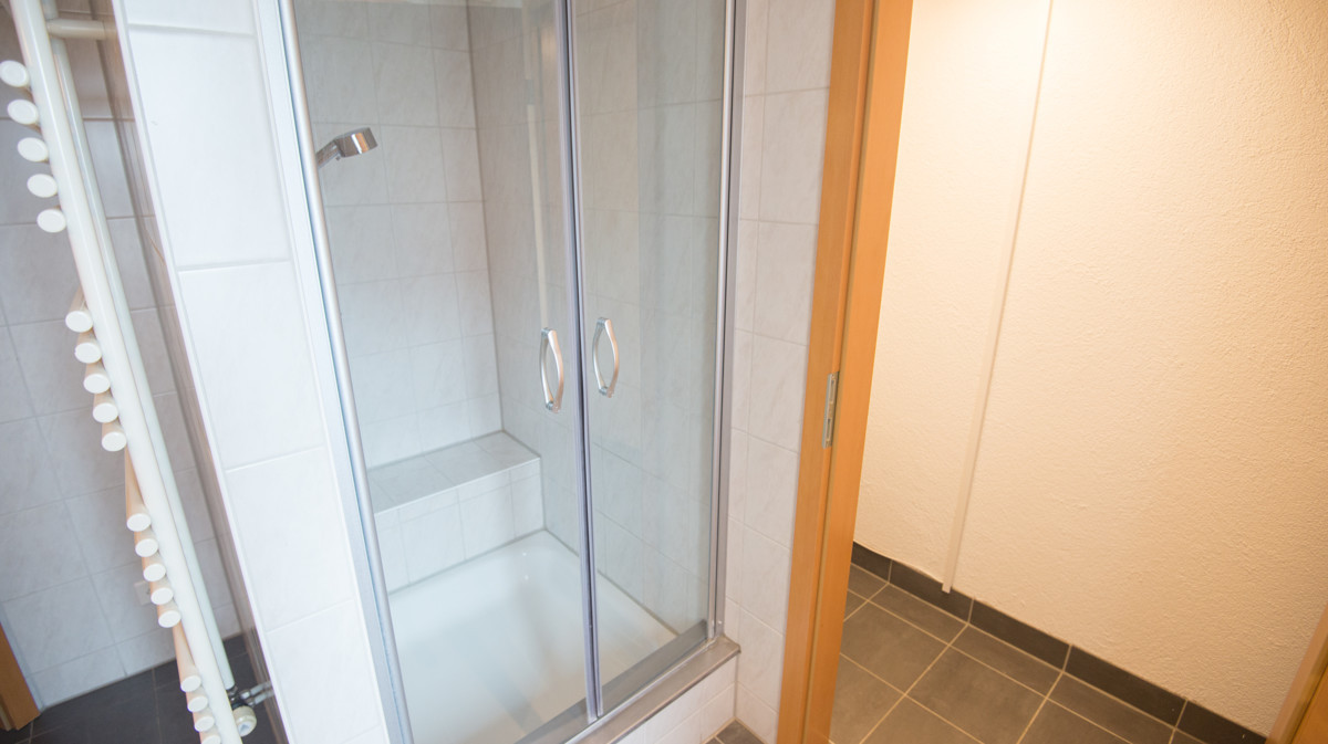 Wunderschöne 4.5-Zimmer-Maisonettewohnung mit Gartensitzplatz 4 pièces