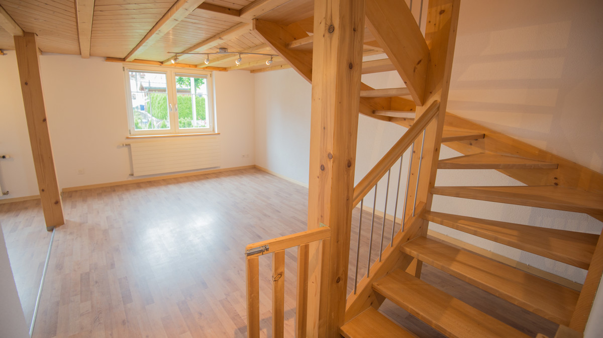 Wunderschöne 4.5-Zimmer-Maisonettewohnung mit Gartensitzplatz 4 pièces