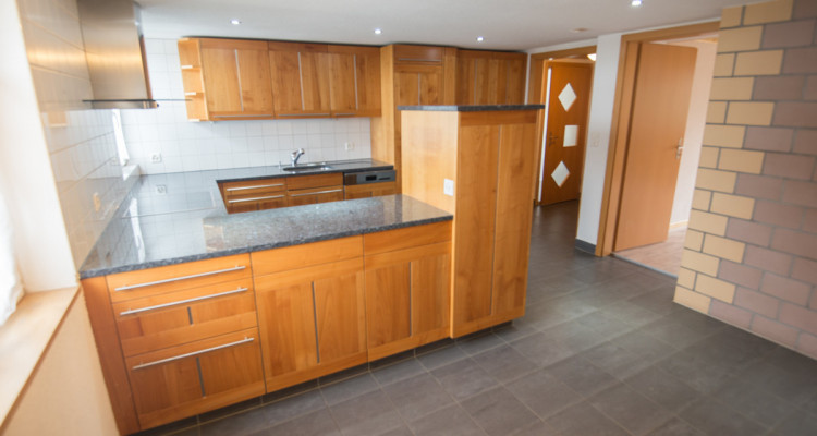 Wunderschöne 4.5-Zimmer-Maisonettewohnung mit Gartensitzplatz 4 pièces