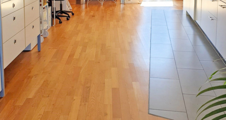 Magnifique appartement de 4.5 pièces / centre-ville de Fribourg image 1