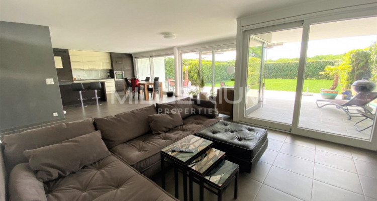 RARE : Rez de Jardin moderne 5P à Coppet image 4