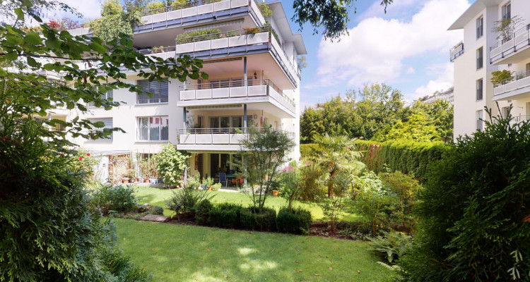 Lichterfüllte 4.5 Zimmerwohnung im Wohnpark Oase image 1