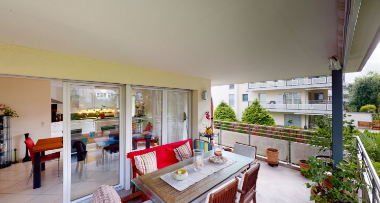 Lichterfüllte 4.5 Zimmerwohnung im Wohnpark Oase image 3