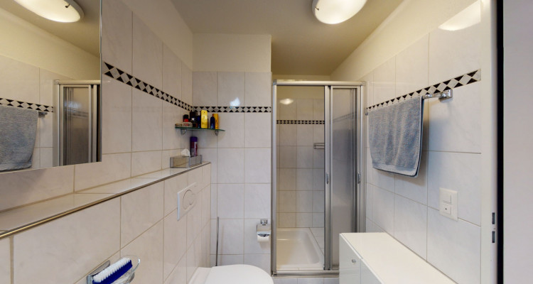 Lichterfüllte 4.5 Zimmerwohnung im Wohnpark Oase image 11