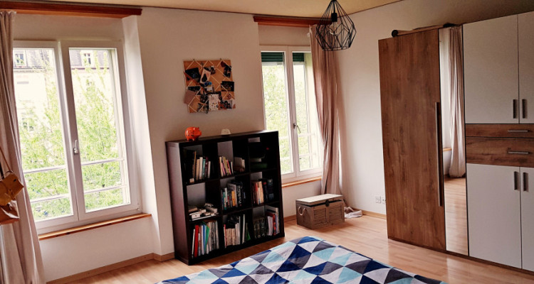 Charmant appartement de 2,5 pièces au centre de Bienne image 5