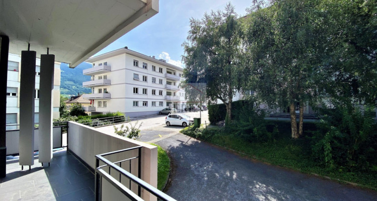 Joli appartement 3,5p rénové à 2 pas du centre ville de Sion image 11