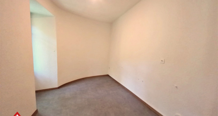 Bel apt 3p dans Le Château Vaumarcus / 2 chambres image 4