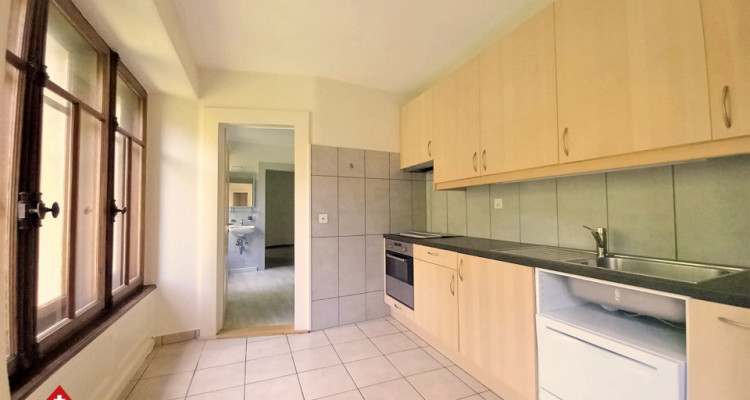 Bel apt 3p dans Le Château Vaumarcus / 2 chambres image 6