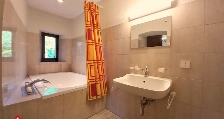 Bel apt 3p dans Le Château Vaumarcus / 2 chambres image 7