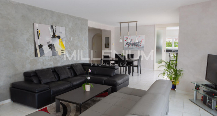 Très belle maison 10P vue Mt Blanc et Jura image 4