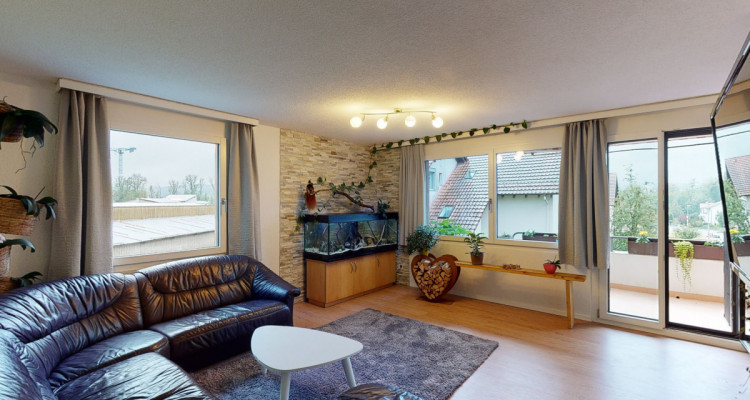 Attraktive 5.5 Zimmer Wohnung in Sempach image 2