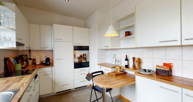 Gepflegte 4½ Zimmer Attikawohnung mit attraktiver Aussicht image 3